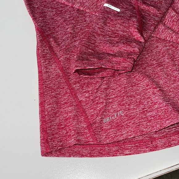Nike Element Dri-Fit Red Marbled Running Top - Picture 4 of 5